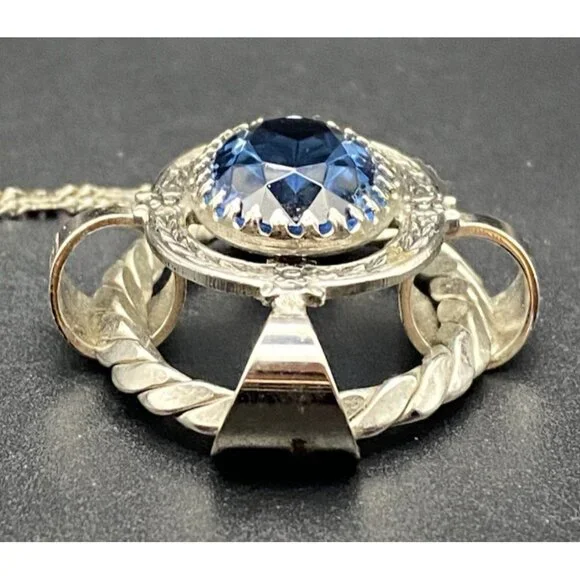 Vintage Blue Glass Pendant Necklace Faceted Silver Tone Dog Tooth Ornate Setting - Picture 5 of 9